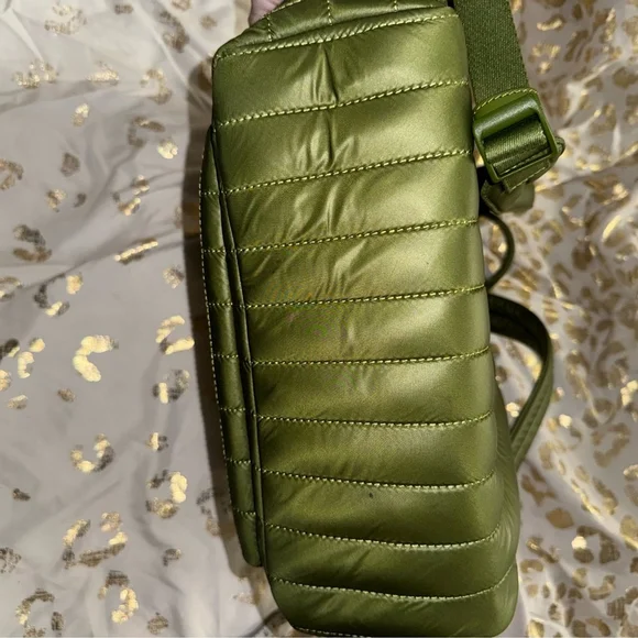 Kate Spade New York Quilted Green Nylon Puffer Mini/Medium Zip Backpack - Picture 15 of 15